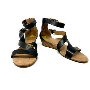 Franco Sarto size 9 black strappy low heel kitten heel sandals‎ zip up rear
